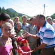 Preşedintele Băsescu de vorbă cu sinistraţii din Nisipitu