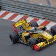 Bolid Renault de Formula 1, expus în premieră la Suceava