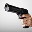 Ameninţări cu pistolul şi toporul între două familii, de la o ceartă a copiilor lor la şcoală