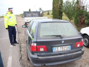 Poliţiştii rutieri controlează şi astăzi maşinile înmatriculate în străinătate