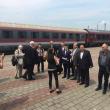 Autorităţile din judeţul Suceava şi regiunea Cernăuţi, din Ucraina, au continuat miercuri discuţiile pe marginea introducerii a două curse feroviare Suceava - Cernăuţi şi retur, dimineaţa şi seara