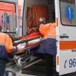 O ambulanță a transportat-o pe tânără la Unitatea de Primiri Urgențe Gura Humorului