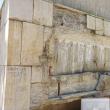 Lucrările contractate vizează în principal soclul statuii, aflat într-o stare avansată de degradare