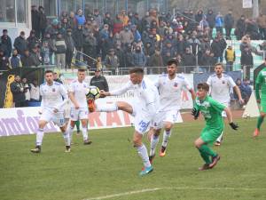 Fotbalul de Liga a II-a revine astăzi pe Areni