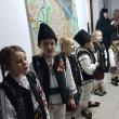„Istețeii” de la Moldovița – copilașii de grădiniță și grupă pregătitoare de la Liceul Tehnologic „Vasile Cocean”, cu colinda la Monitorul
