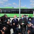Primarul Ion Lungu, președintele CJ, Gheorghe Flutur, și dir. ADR NE, Vasile Asandei, la recepționarea celor 25 de autobuze electrice