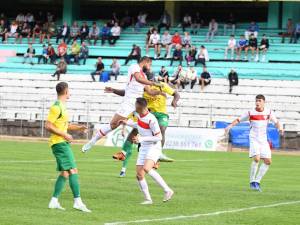 Organizatorii se așteaptă la o asistență numeroasă la partida Foresta - UTA Foto - Fotograful Sportiv