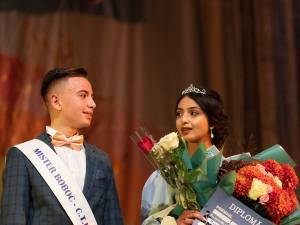 Miss și Mister Boboc, Mirela Lungu şi Tudor Reboșapcă