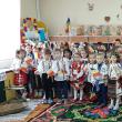 Copiii de la Grădiniţa cu Program Prelungit ,,Prichindel” au sărbătorit în avans Ziua României