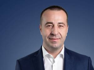 Lucian Harșovschi, tată a trei copii, promite că în calitate de primar de Suceava va susține investițiile pentru tânăra generație