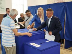 Candidatul PNL pentru Primăria Vatra Dornei, Marius Rîpan, a votat pentru continuarea dezvoltării municipiului, experiență și stabilitate