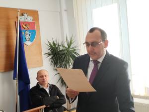 Mesaj de unitate în comunitate, transmis de primarul din Vatra Moldoviței, Virgil Saghin, la preluarea unui nou mandat