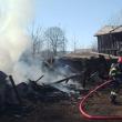 Incendiu violent, pornit de la o afumătoare