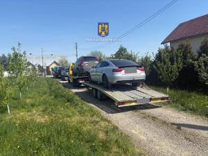 Sechestru pe 10 mașini