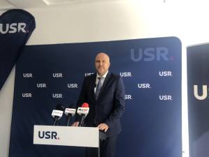 Deputatul USR Emanuel Ungureanu vrea ca PSD să rămână la guvernare pentru a repara greșelile făcute până acum