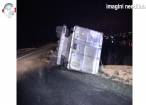 Camion răsturnat la intrarea în Fălticeni dinspre Suceava