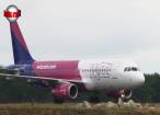 Primul zbor Wizz Air pe Aeroportul Suceava a fost primit în sunete de bucium