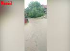 Mai multe curţi din Marginea şi Clit au fost inundate