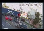 Femeie care traversa pe culoarea verde a semaforului, accidentată de un autotren condus de un şofer turc