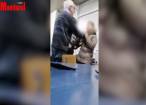 Anchetă a poliției și &quot;mustrare&quot;, în cazul  profesorului filmat în timp ce îmbrâncea un elev
